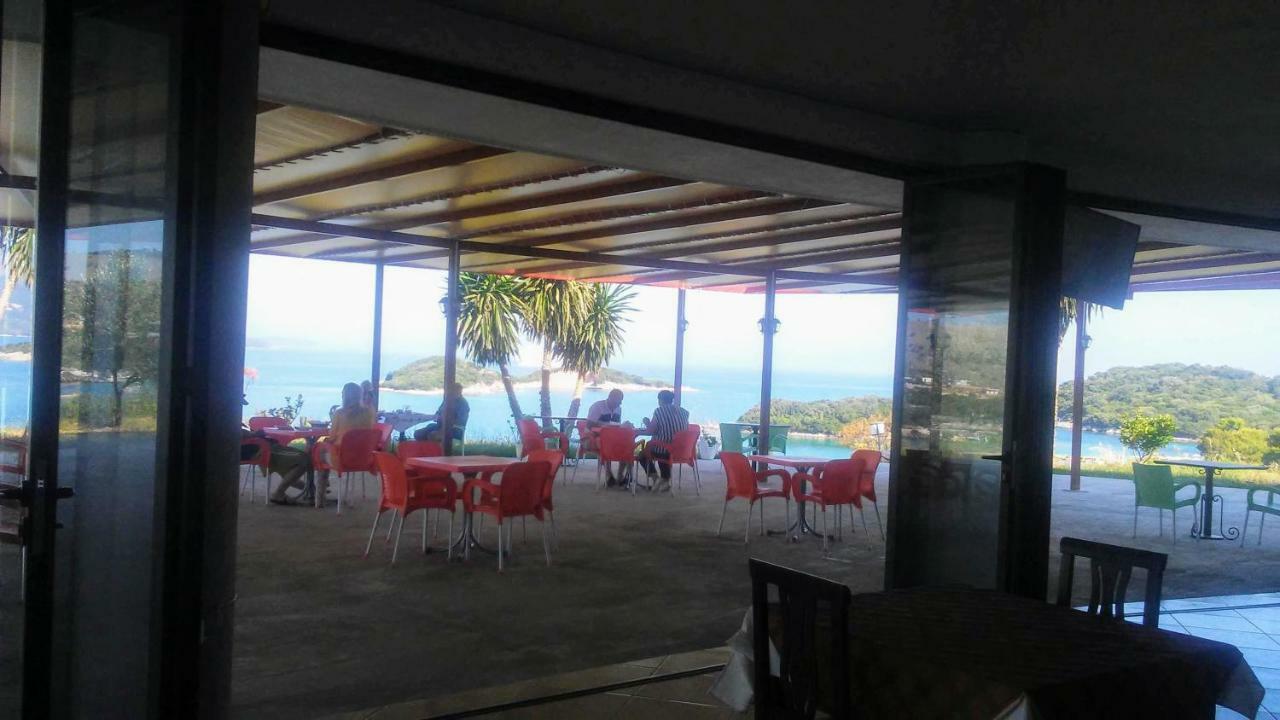 Hotel Majestic Εξαμίλιο Εξωτερικό φωτογραφία