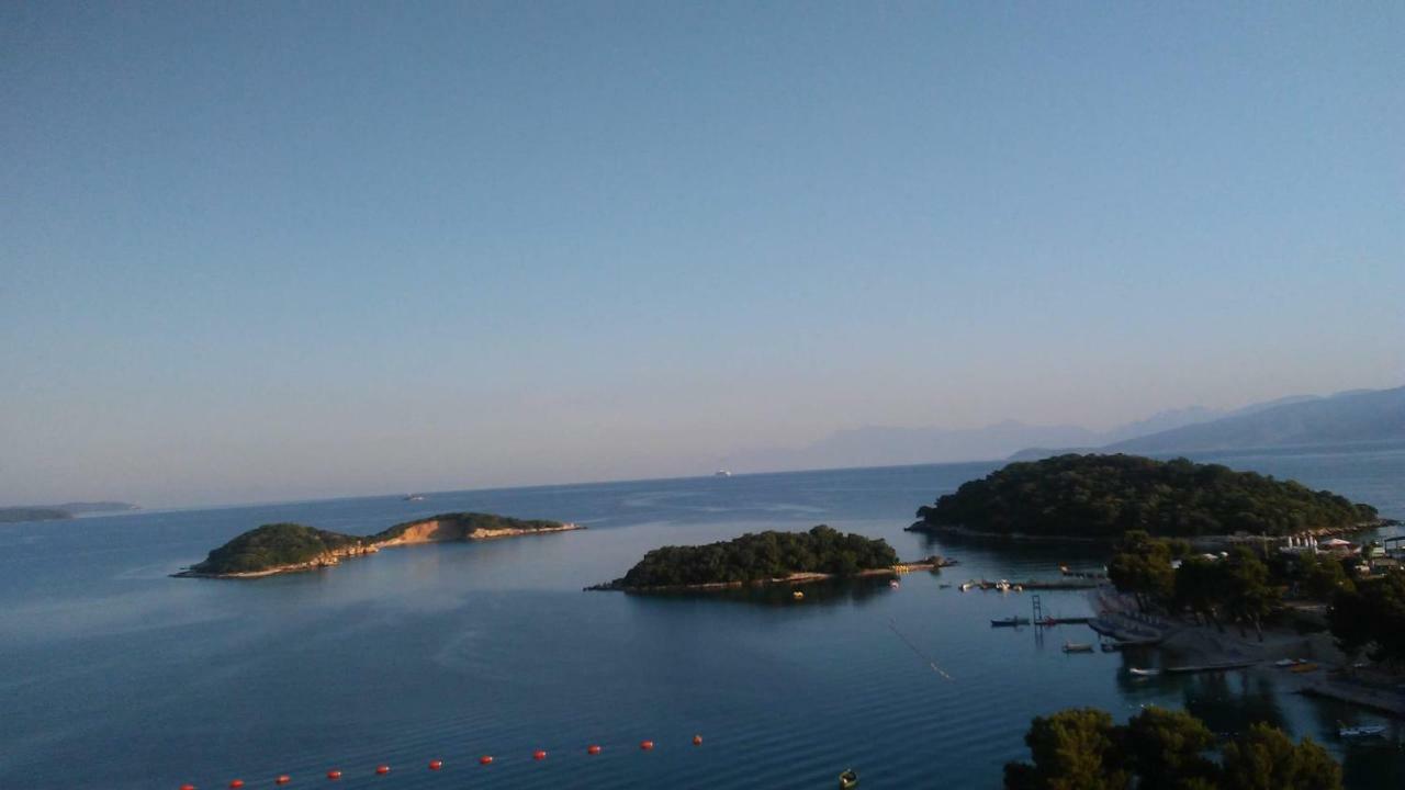 Hotel Majestic Εξαμίλιο Εξωτερικό φωτογραφία